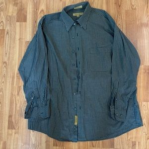 4/$15 One Men’s plaid dress shirt size 17 neck